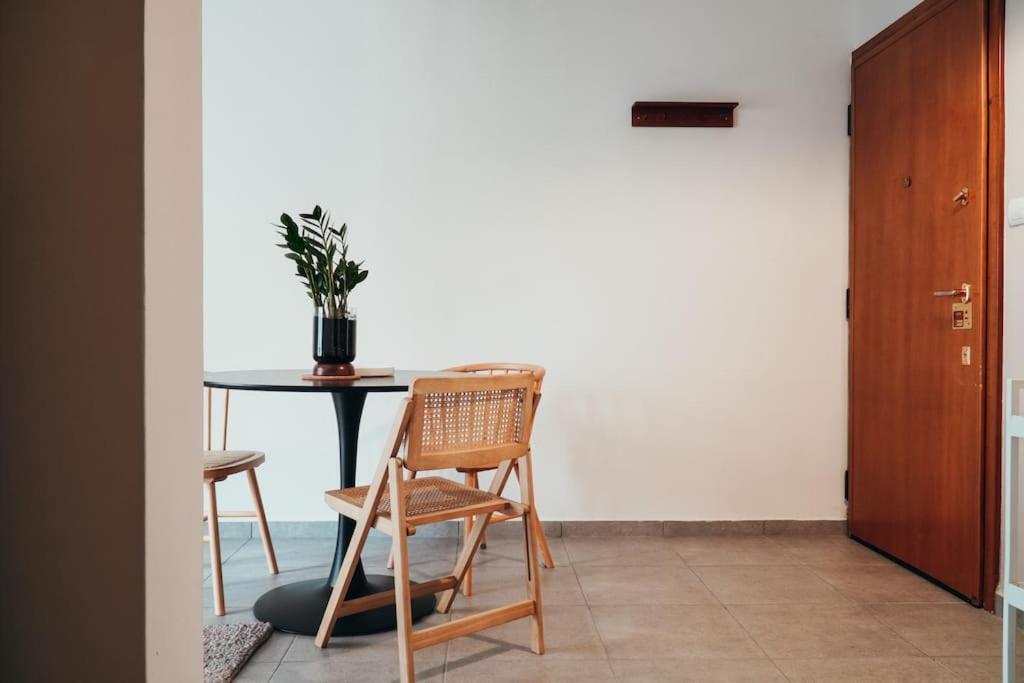 Charming Apartment In Keramikos Atény Exteriér fotografie